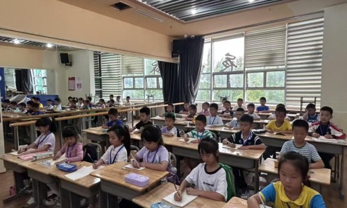 孩子身上起红点看什么科室好-孩子身上起红点看什么科室专区_孩子身上出现小红点涂抹什么药专区_孩子身上起红点看什么科网